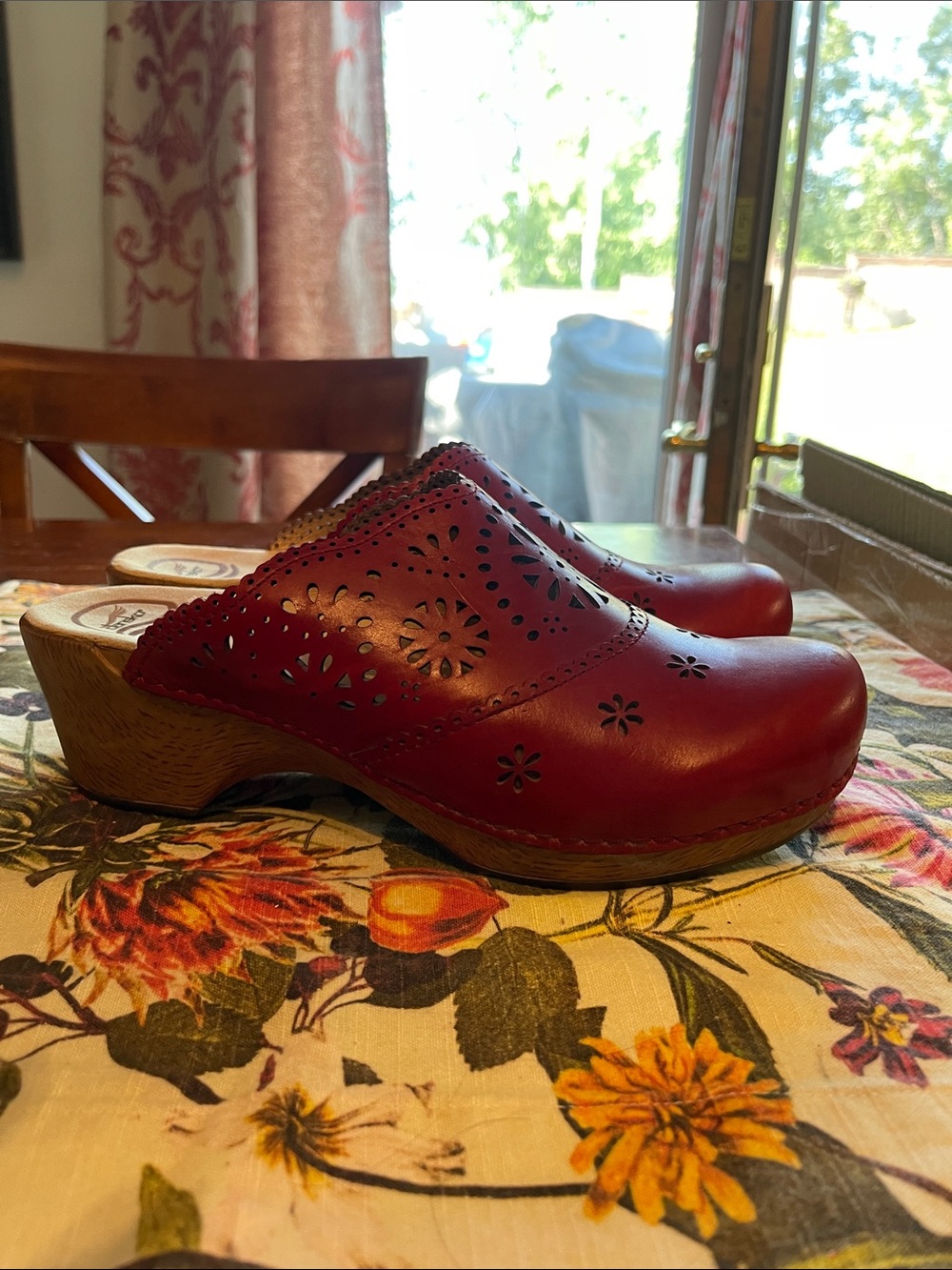 Dansko Clogs - Picture 7 of 11